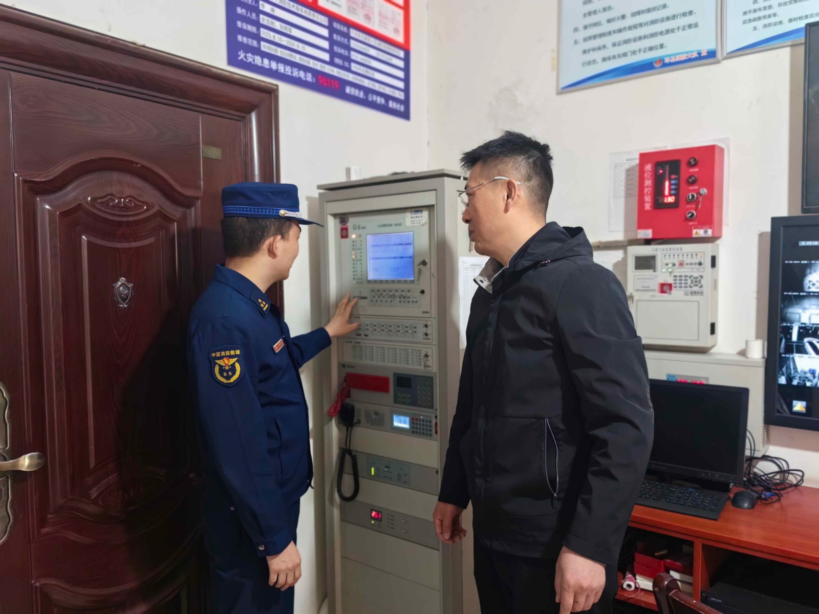 （AQＥY消防专栏 配图）环县开展高层住(31674915)-20240430160855