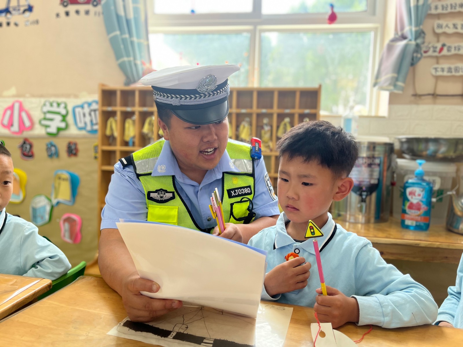 (wAQEY，图片新闻)知危险 会避险(32336772)-20240529171811
