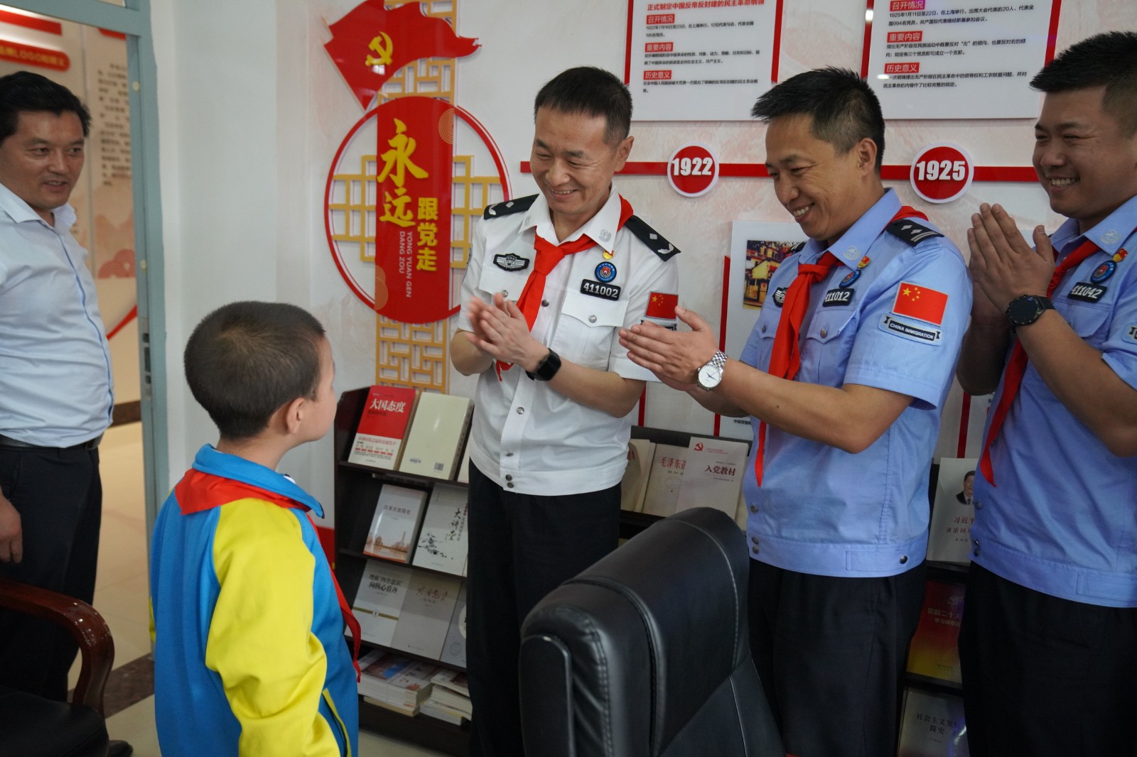 （wAqEＹ图片新闻）兰州出入境边防检查(32438541)-20240603160328