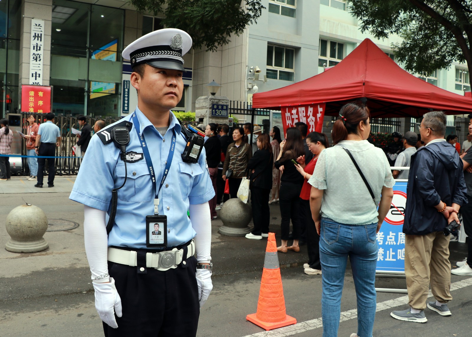 （ＹqE　图片新闻1）兰州城关交警大队为(32719671)-20240617092156