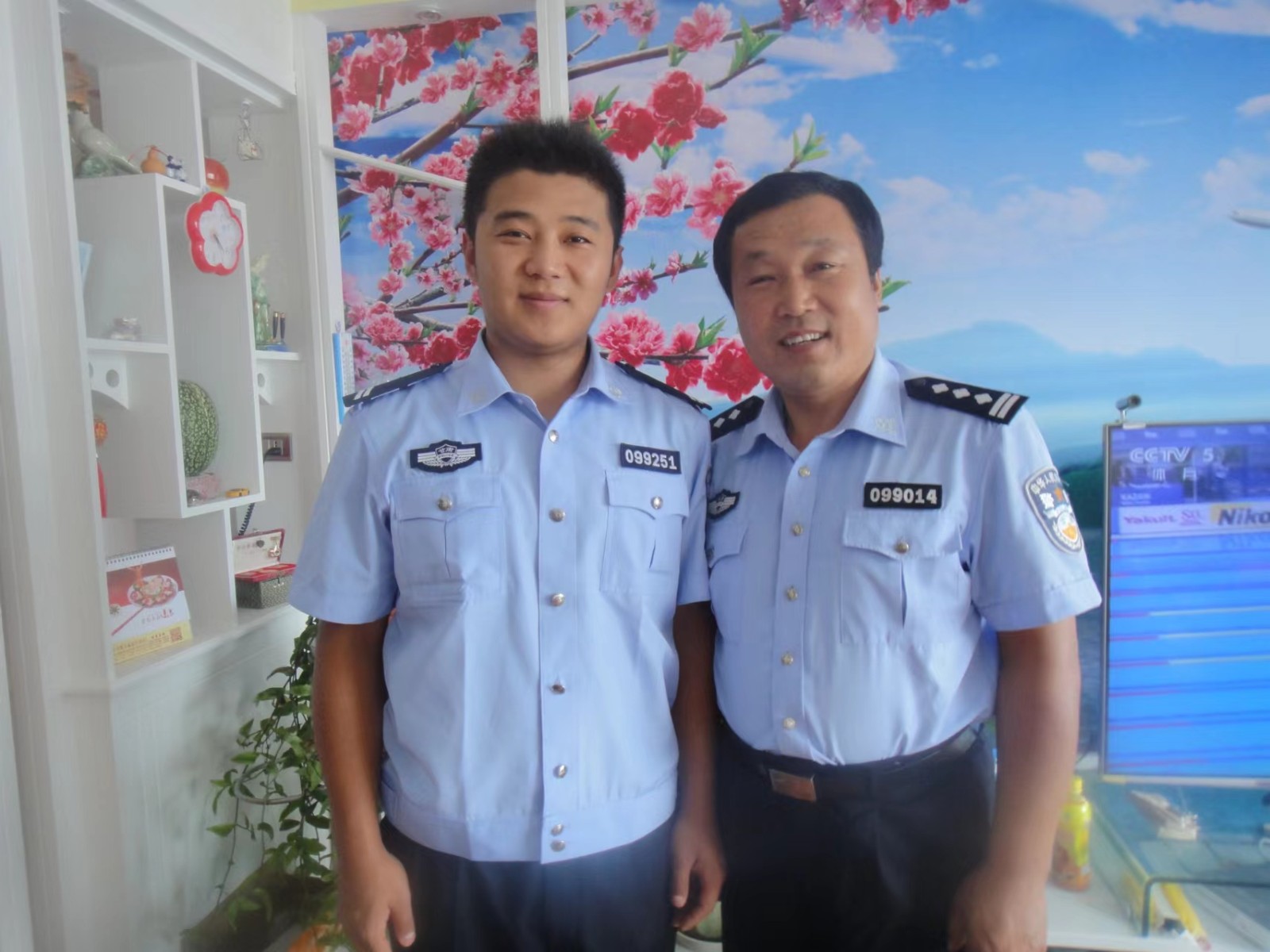 （EqY，我和我的祖国，配图）长大后我就(32882213)-20240623220625
