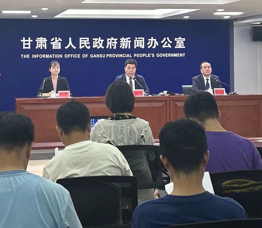 （wAQEY，配图）兰洽会签约总额突破6(33420802)-20240711164120