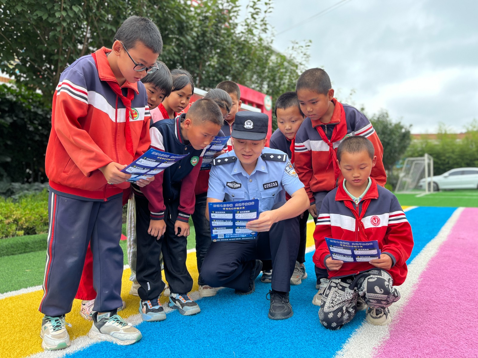 （AQEＹ校园与法）秦安民警进校园普法(34859692)-20240906111110