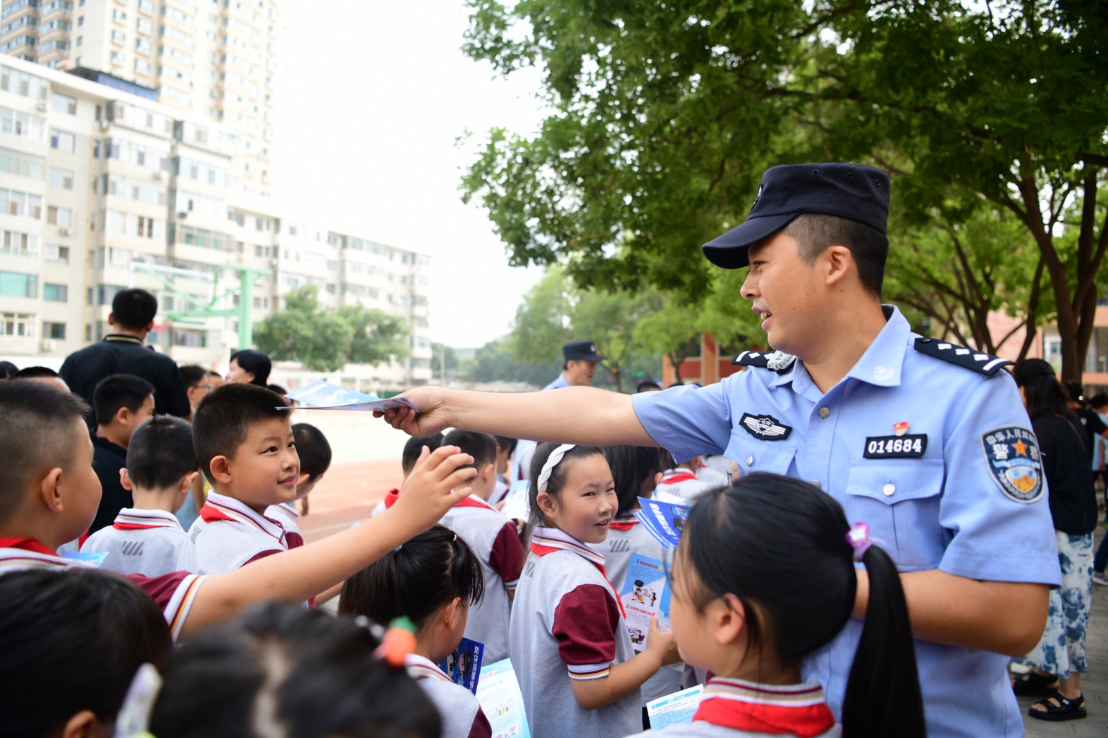 （AQEＹ配图2  校园与法专刊）以法护(34859646)-20240906111543