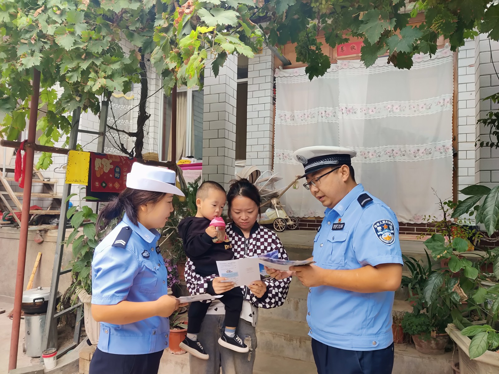 （AQEＹ图片新闻）武山交警开展交通安全(35037625)-20240915110404