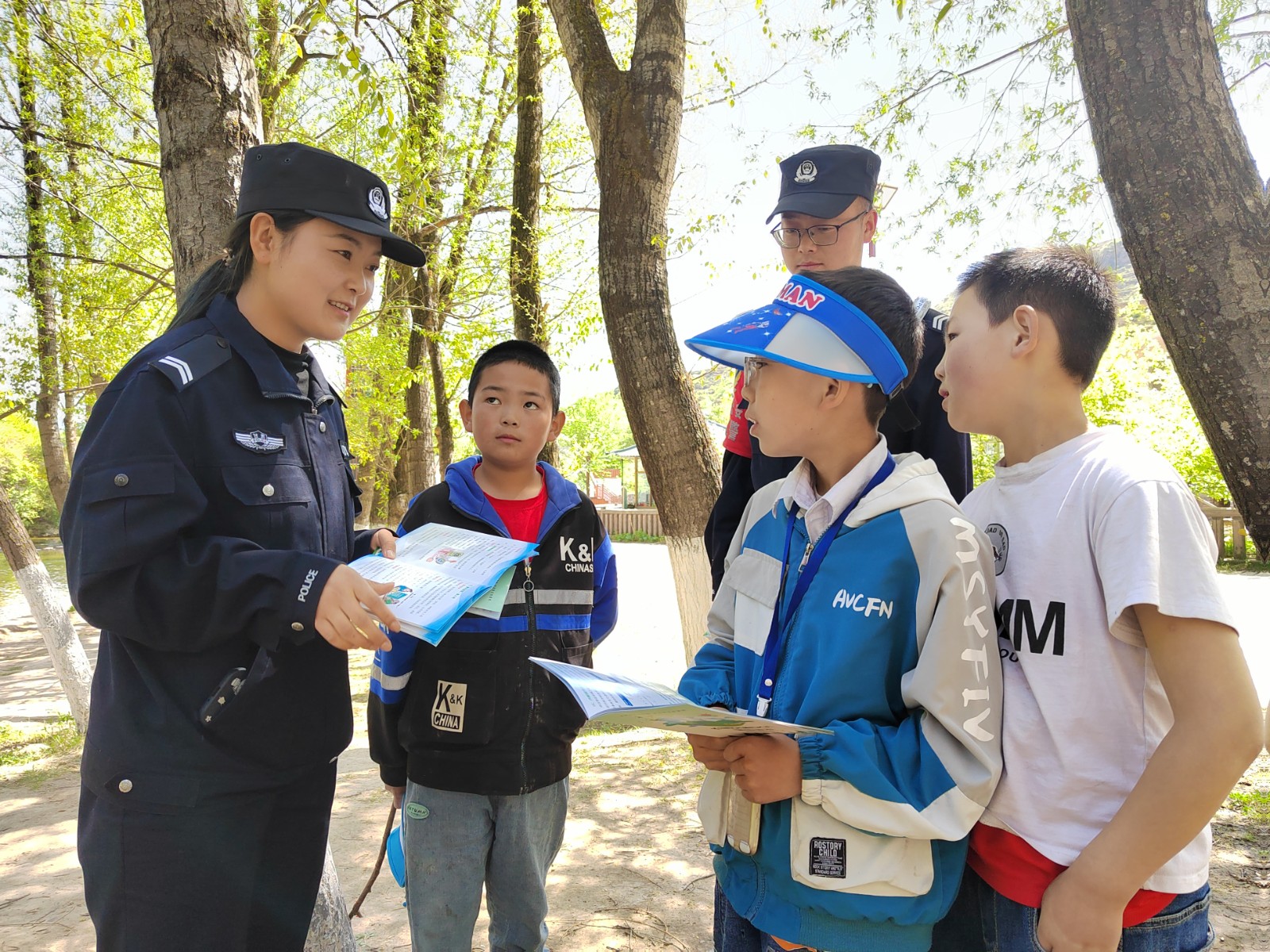 （WAqEY图片新闻）“五防”宣传进村社(35347974)-20240924103419