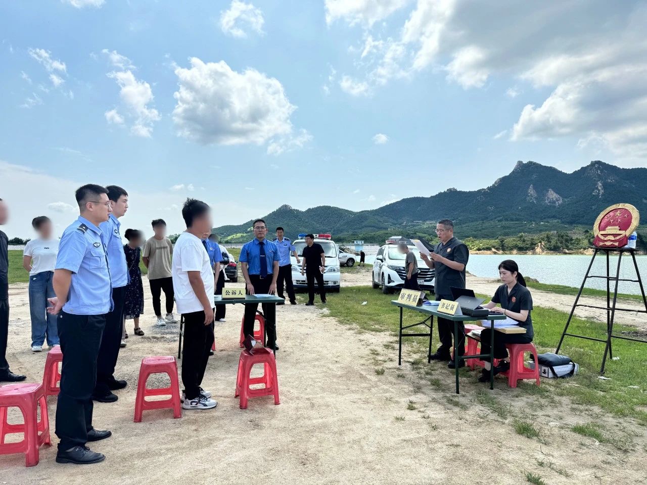 （WAqEＹ配图   护航新突破 法治新(35517315)-20240929145827