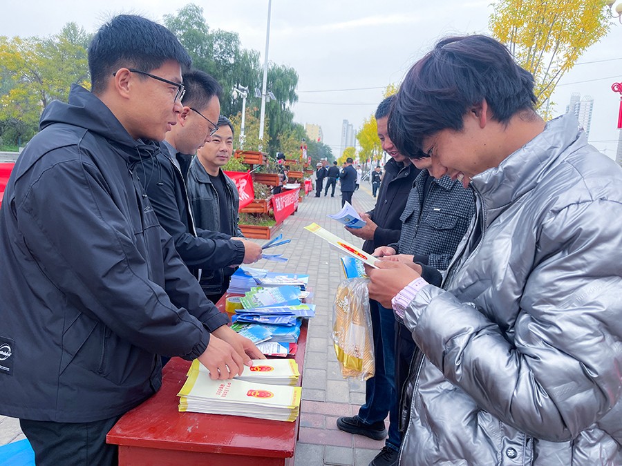 （WAQEY图片新闻） 筑牢反邪思想防线(35850409)-20241015170029
