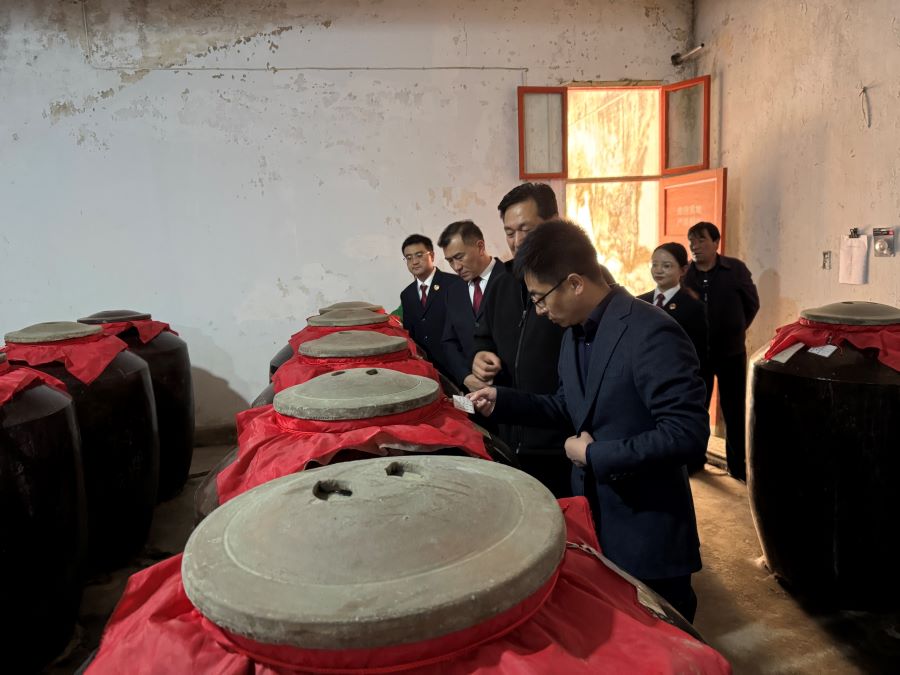 （wAqEY 配图）法治宣讲进企业 检察(36423429)-20241107103235