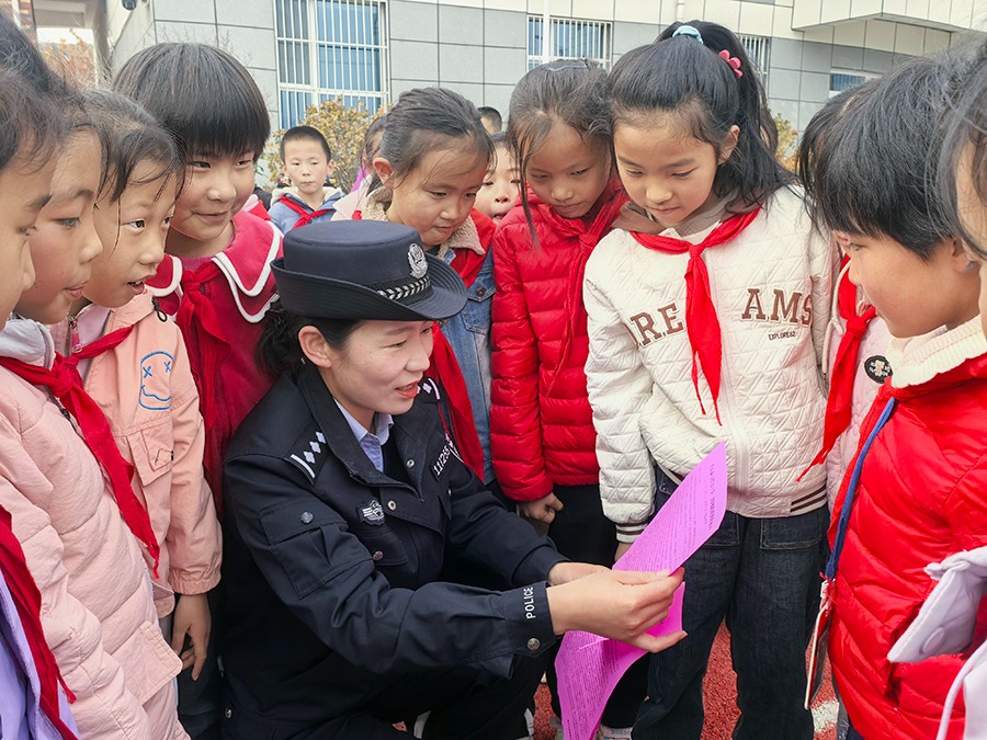 （WAQEＹ图片新闻）增强在校师生安全意(36769669)-20241120162206