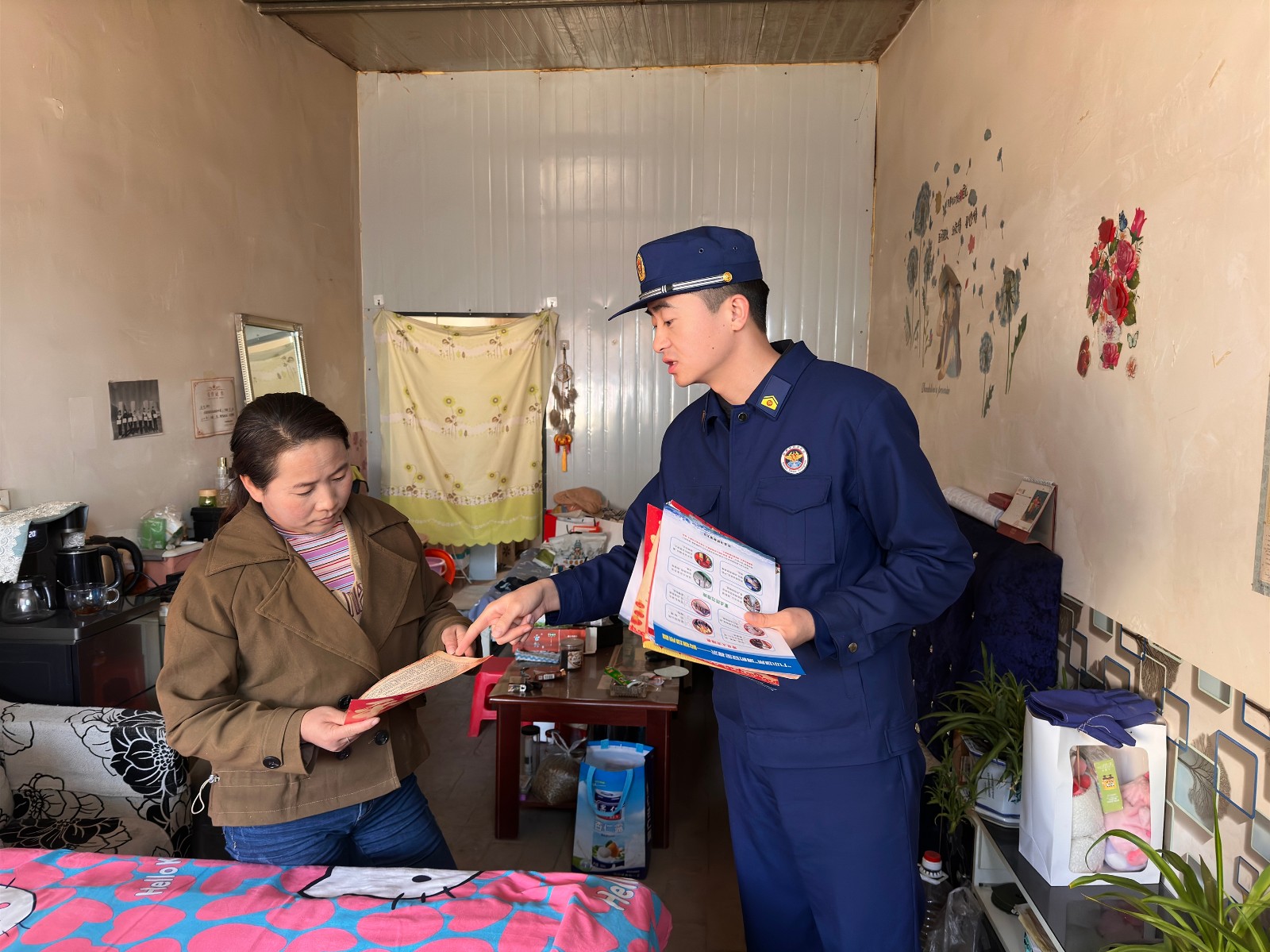 （AqEY消防专栏 配图）面对面宣讲消防(37366020)-20241219092837