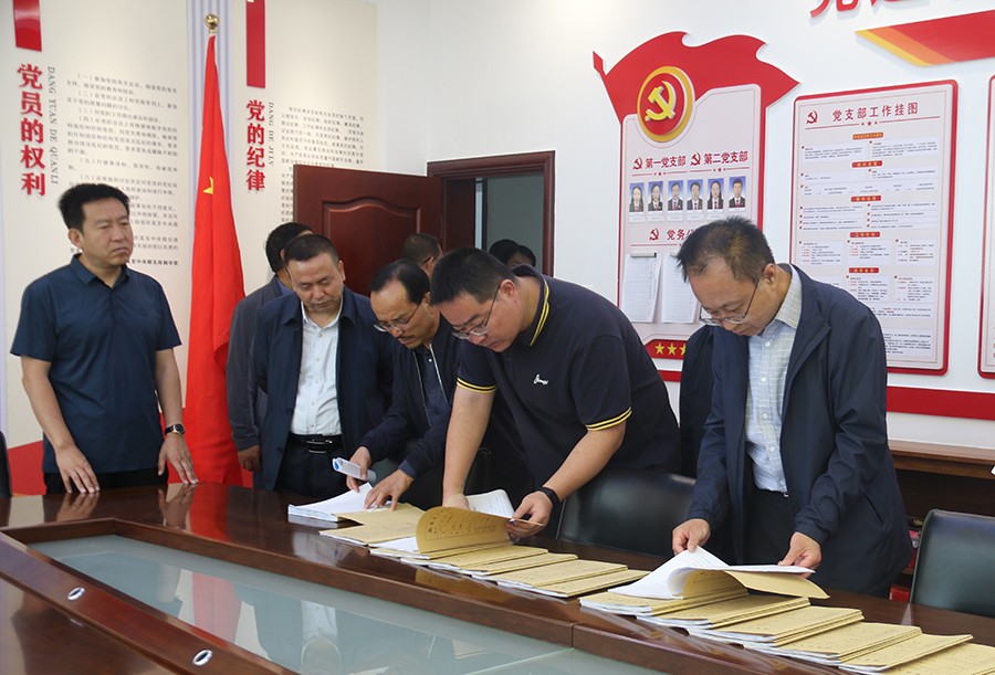 ( QYE，配图)坚守维护公平正义最后一(37573928)-20241224223055