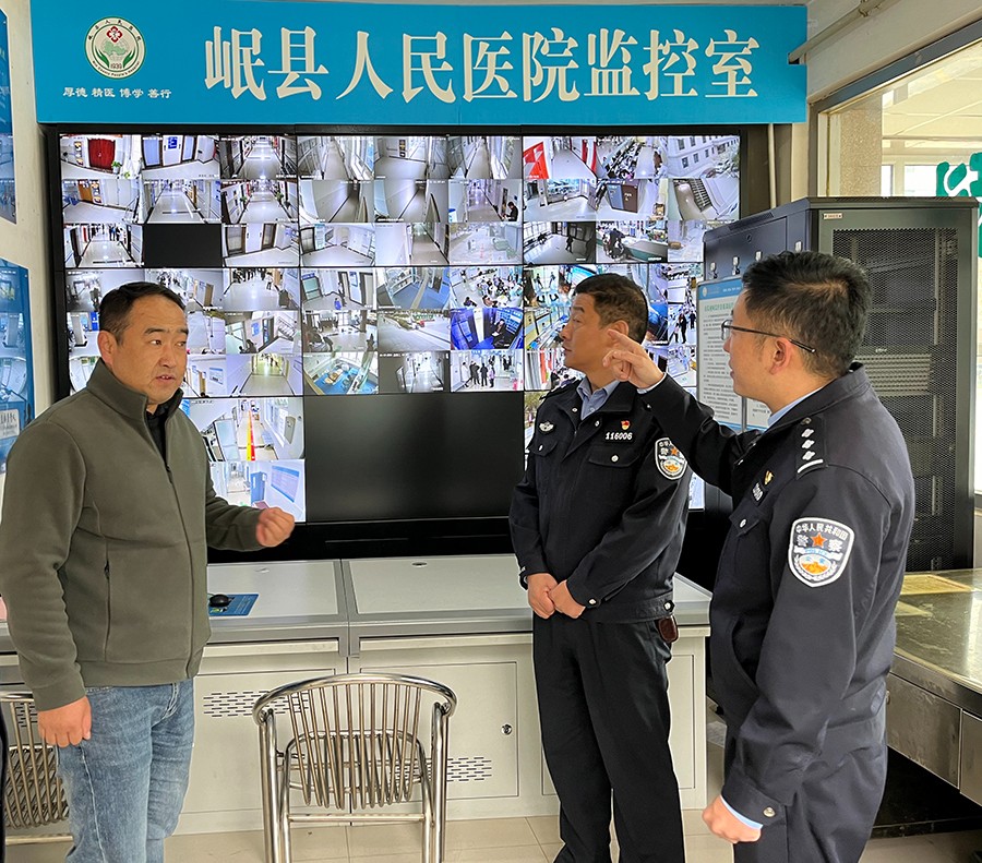 （WAQEY，图片新闻）开展安全检查  (37590397)-20241225151134