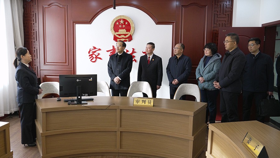 （QEY 75周年 配图1）庆祝七十五周(37627983)-20241227100656