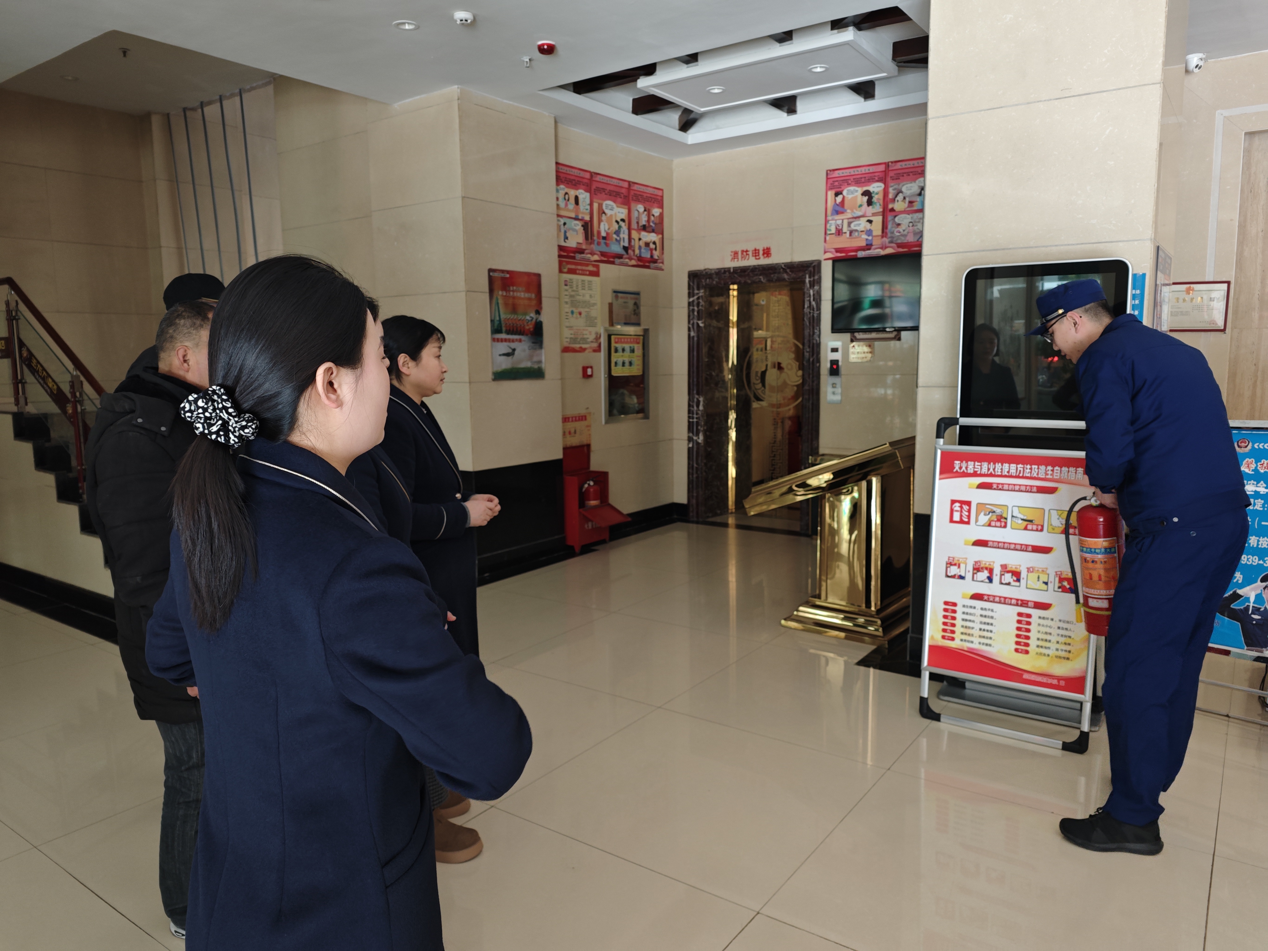 （wAQEY消防专栏 配图）成县开展消防(37924905)-20250110134224