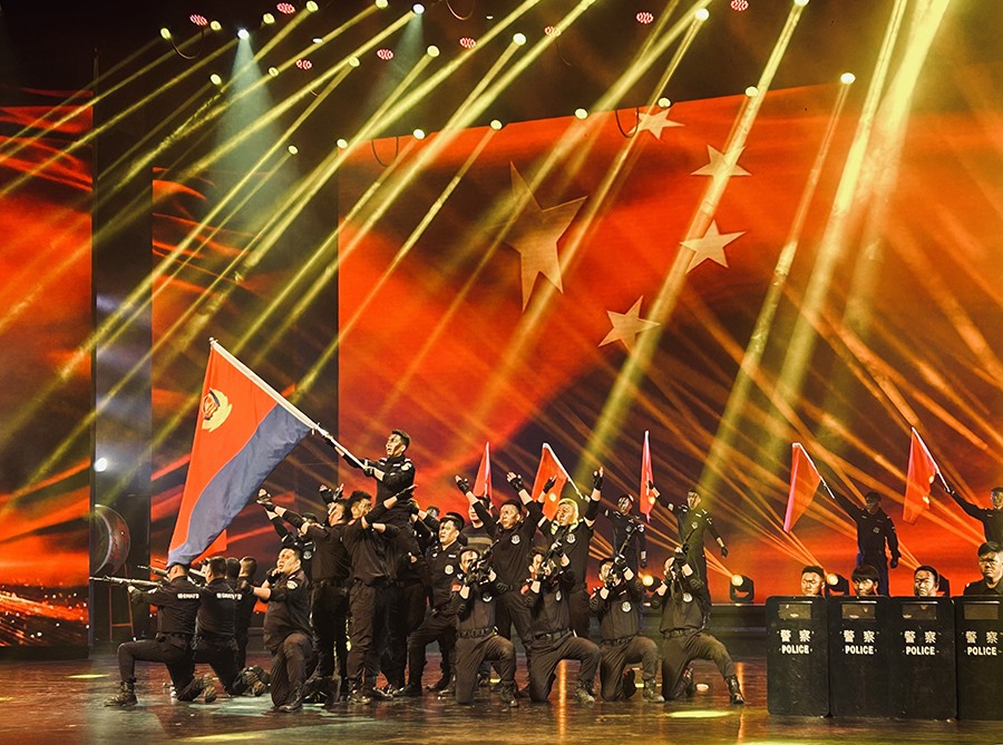 （QEY，新闻图片）金昌公安举行庆祝警察(37965265)-20250112222025