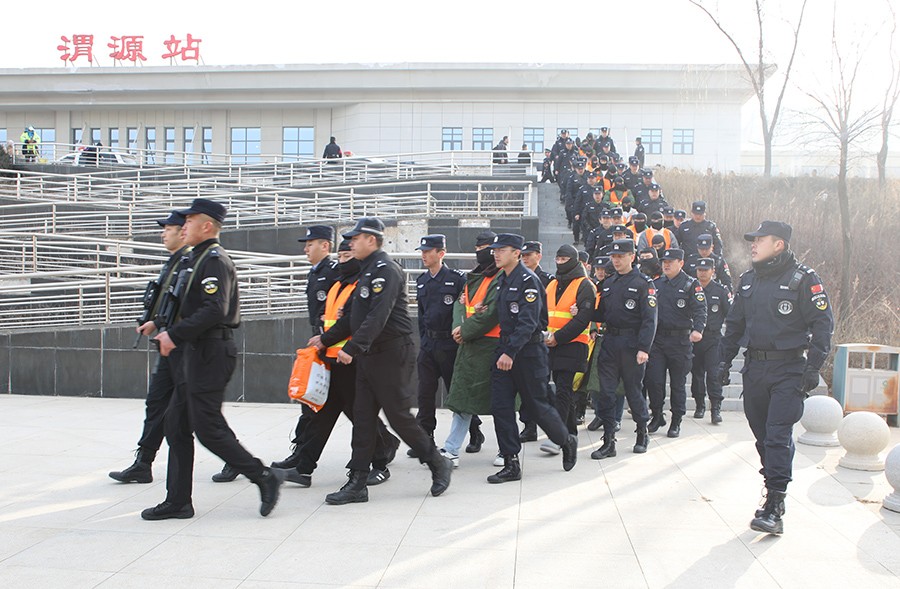 （AQEＹ图片新闻）安定公安电信诈骗放罪(38215021)-20250122103406