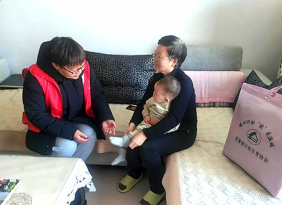 （WAQEＹ新春走基层　配图）节前慰问送(38157400)-20250127132907