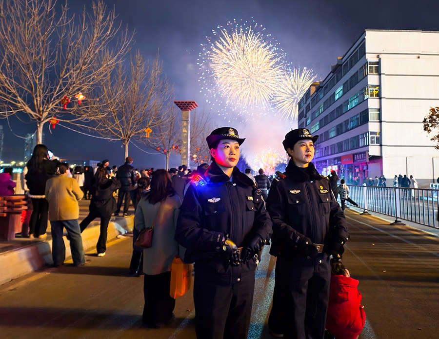 （WAqEＹ图片新闻）永靖公安全力保障焰(38560661)-20250211111303