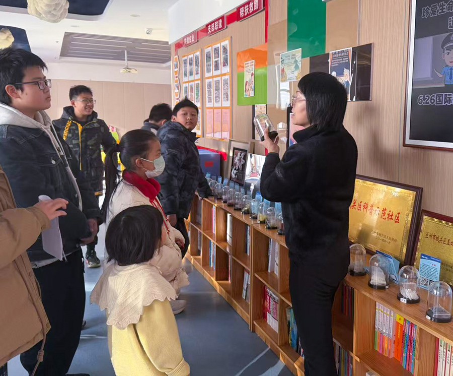 （AqＹE 图片新闻）禁毒宣传(38650682)-20250214093155