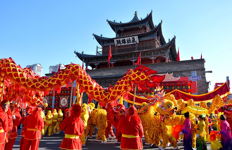 龙腾狮跃闹元宵