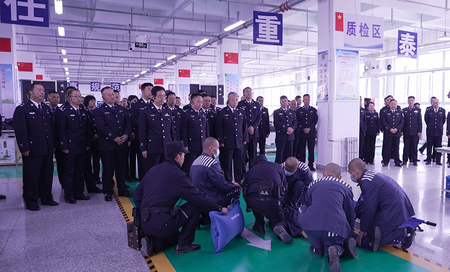 （AQEＹ大墙内外606期 配图３）筑牢(38783263)-20250221153758
