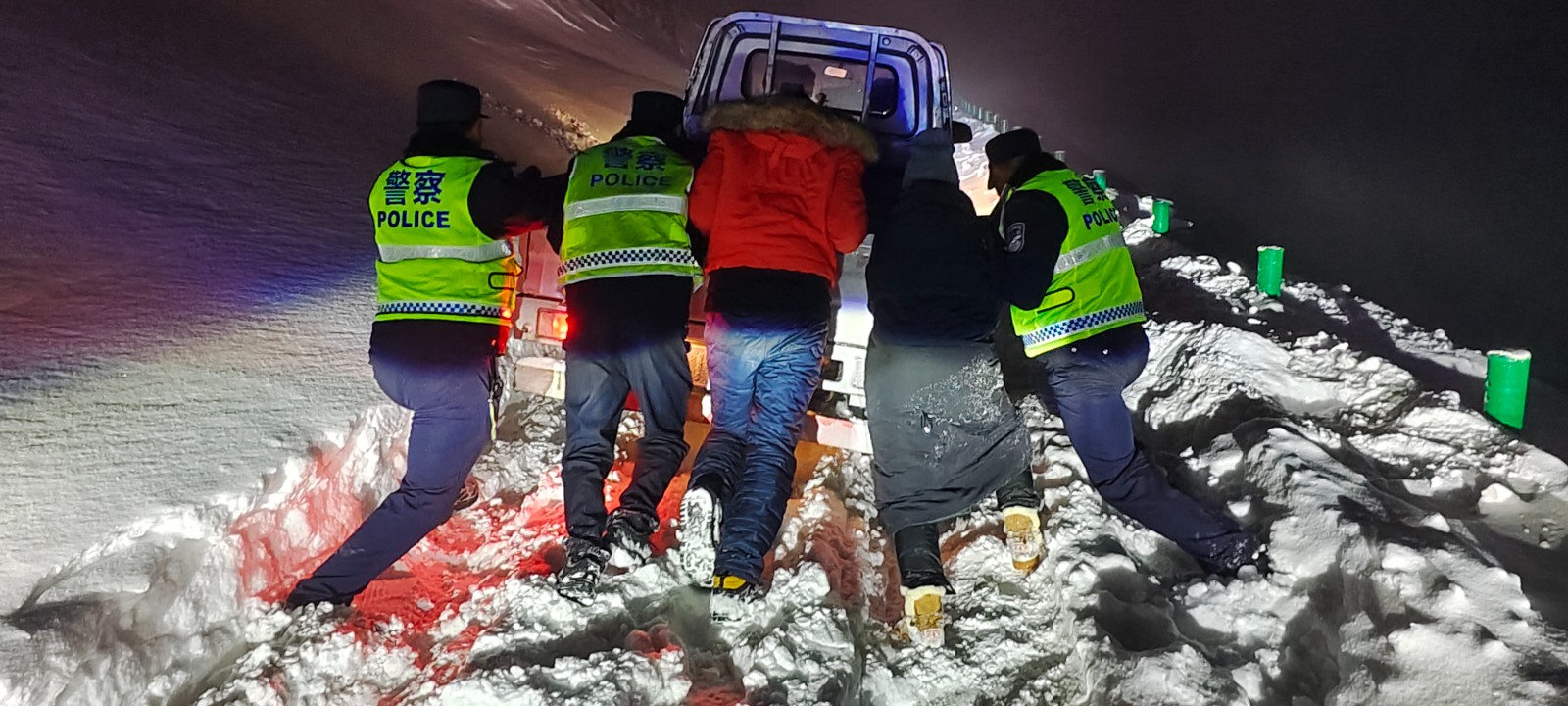 （WAQYE配图）雪夜，挺进海拔4000(38782981)-20250221173812