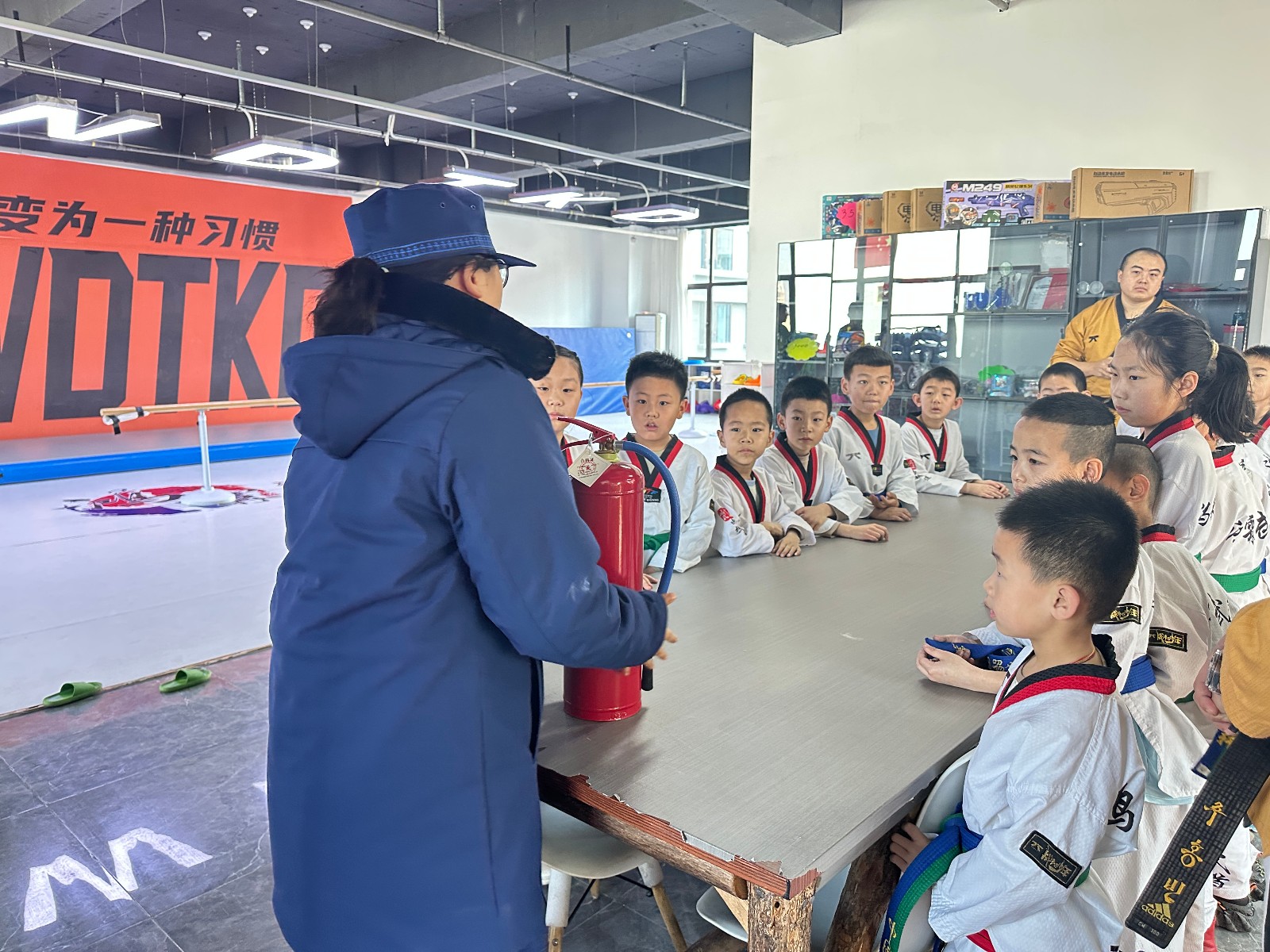 （AqEY消防专栏 配图）平川开展校外培(38867601)-20250225175548