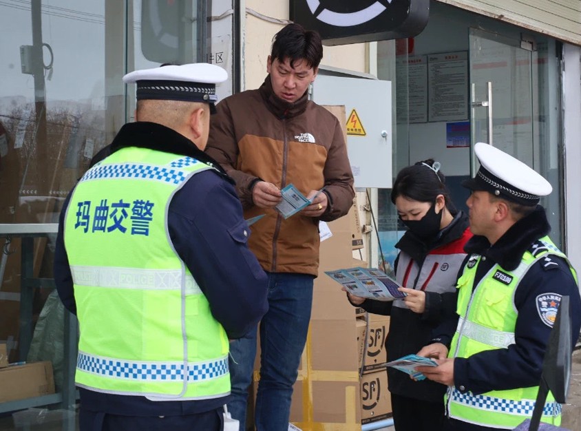 （WAqEＹ图片新闻）玛曲公安交警深入快(38875444)-20250226133337