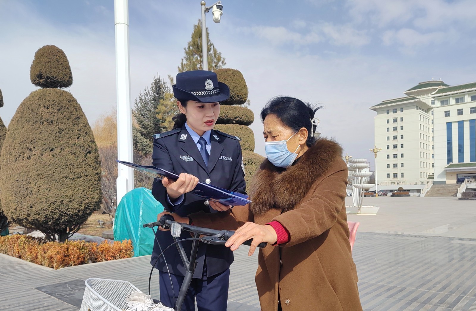 （WAQEY图片新闻）临洮公安开展反诈宣(39371820)-20250314152351
