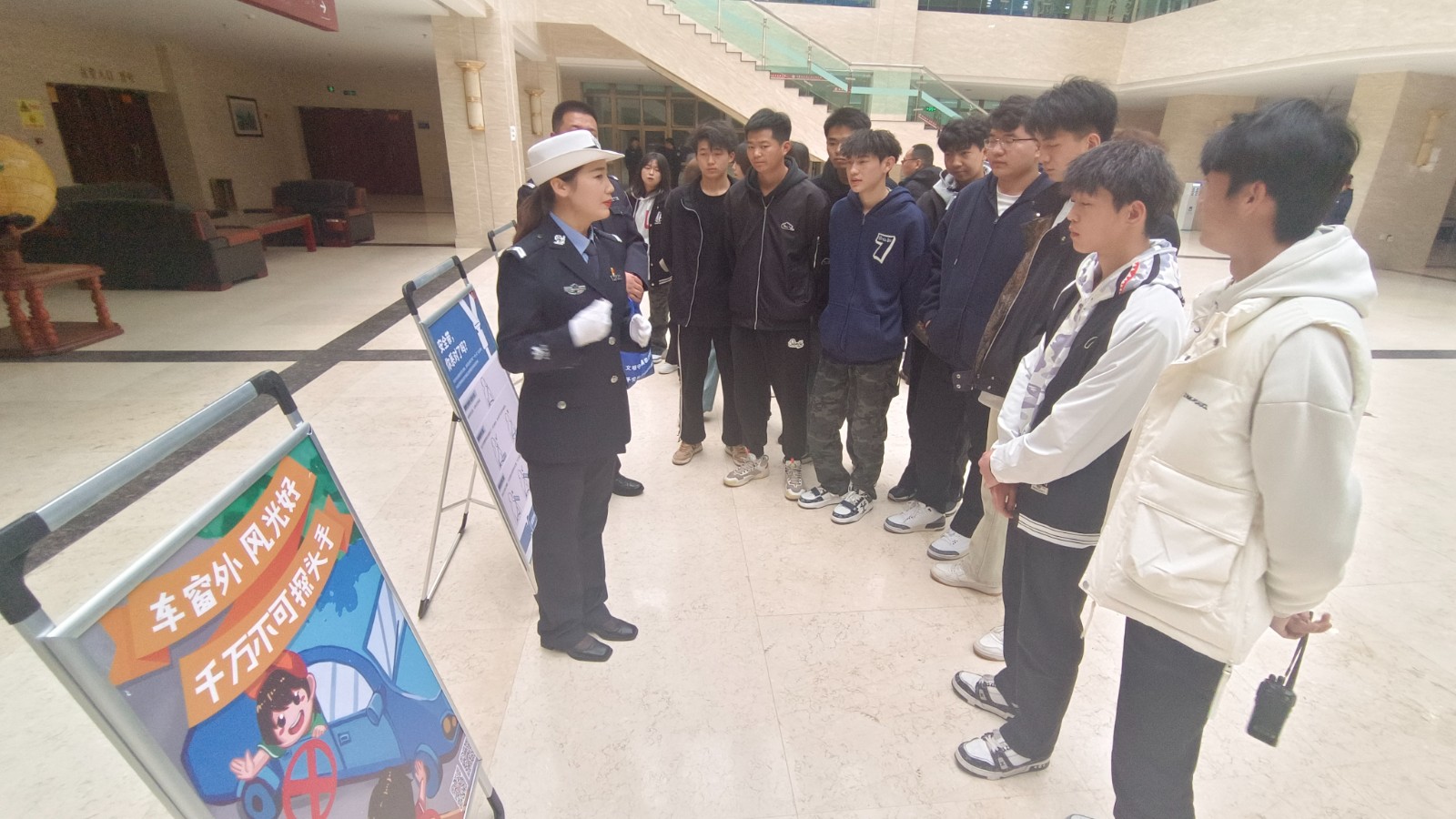 （WAQEＹ图片新闻）共建平安校园(39413120)-20250316222513