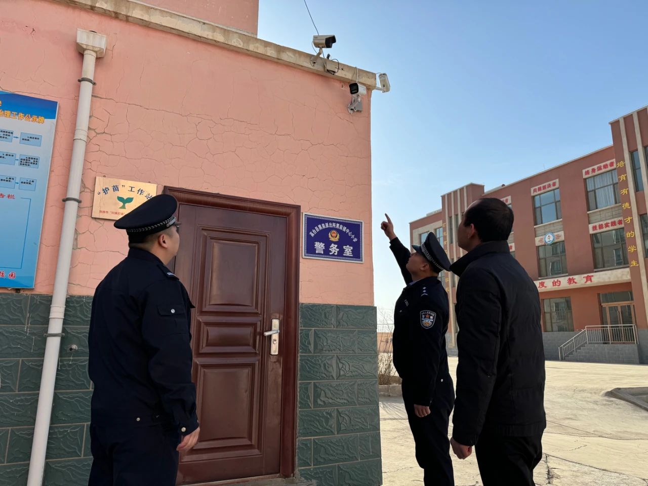 （wAqEY消防专栏 配图）高台：筑牢校(39348744)-20250317094117(1)