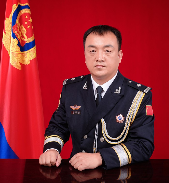 （qEY大墙内外611期 配图）栏头《甘(39732808)-20250328145232