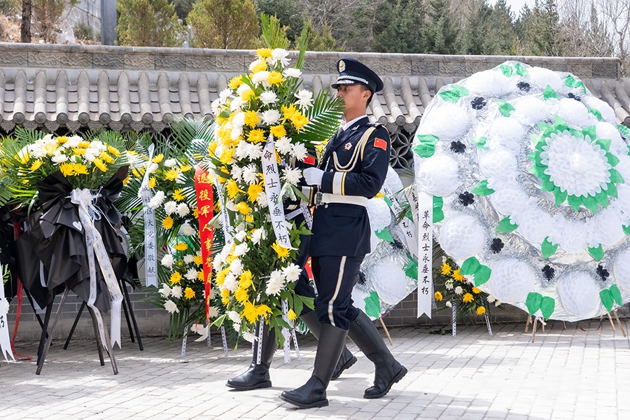 （AWQEＹ图片新闻）传承英烈精神  续(39889903)-20250403101337