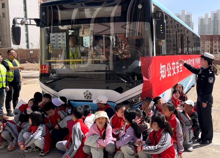 （AQEY图片新闻）沉浸式课堂(40121393)-20250416153719