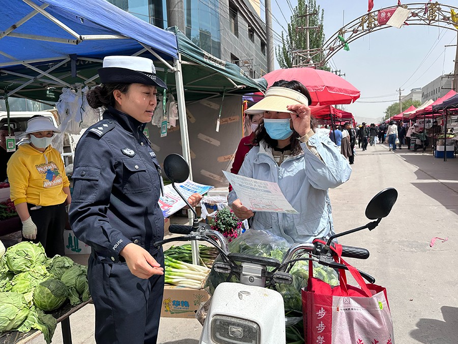 （WAQＹE  图片新闻）交通安全宣传进(40570030)-20250507161259