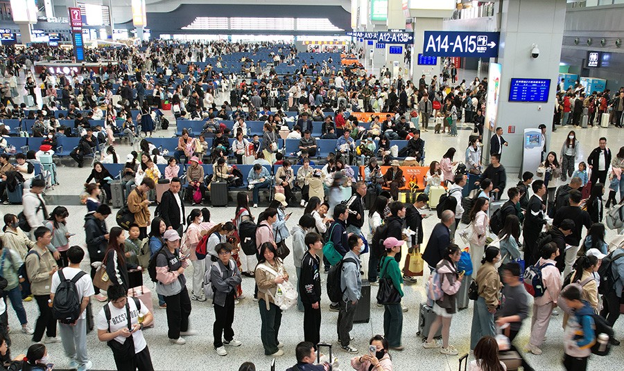 （AQEＹ配图）兰州铁路局“五一”发送旅(40582698)-20250507173210