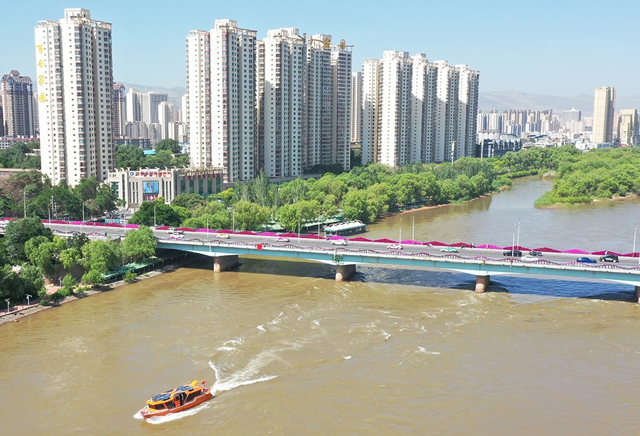 （AQEＹ图片新闻）黄河兰州段日间水上旅(41388185)-20250612085935