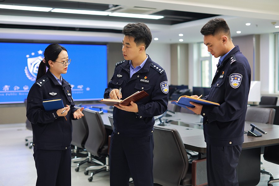 （qEY，“劳动最光荣”栏目稿件，配图1(41574625)-20250620091243
