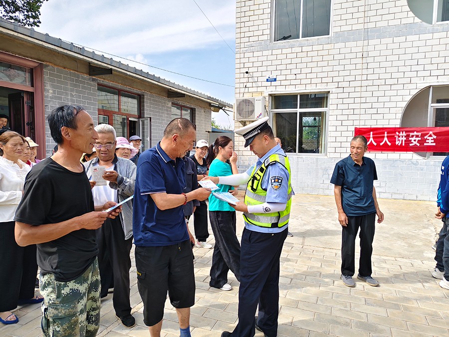 （wAqEY配图2）法治光影点亮千家万户(41732851)-20250627155008