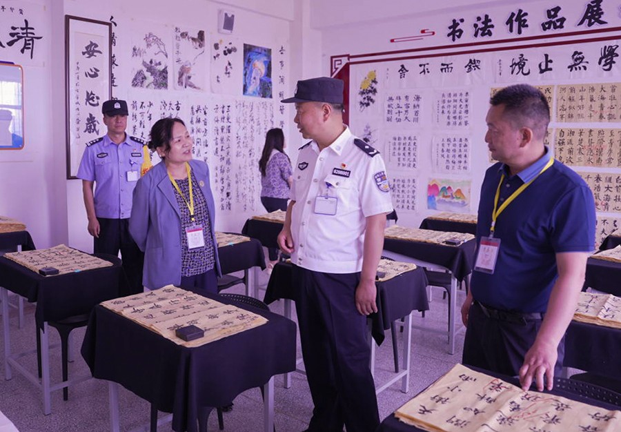 （AqEY大墙内外625期 配图）让“黄(41723445)-20250701113051