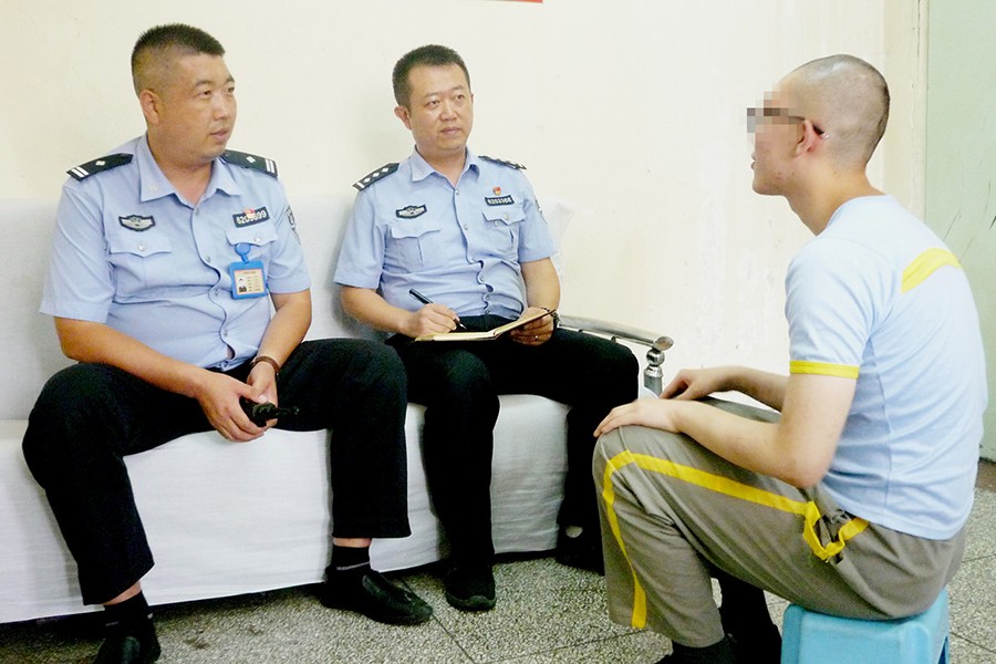 （QEY  配图）忠诚铸警魂 奉献写担当(42082878)-20250711100149