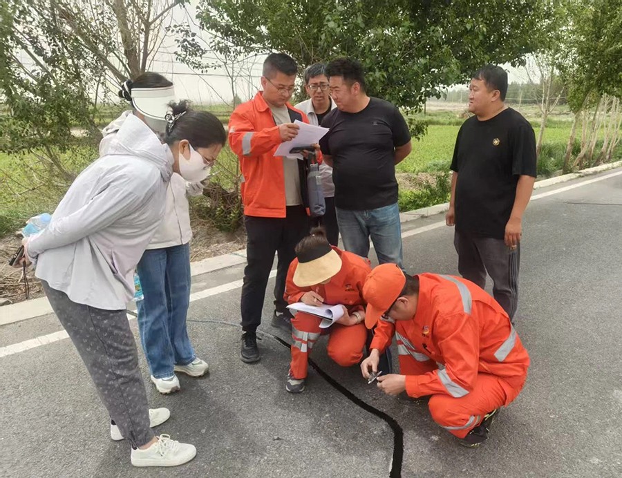 以路为媒 路畅人安暖民心——嘉峪关公路事业发展中心对标“双十条”措施积极履职