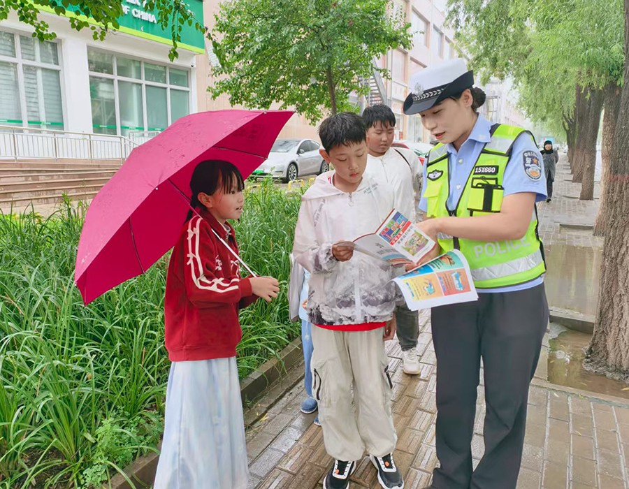 （WAQEY图片新闻）临夏县公安交警开展(42623135)-20250806153000