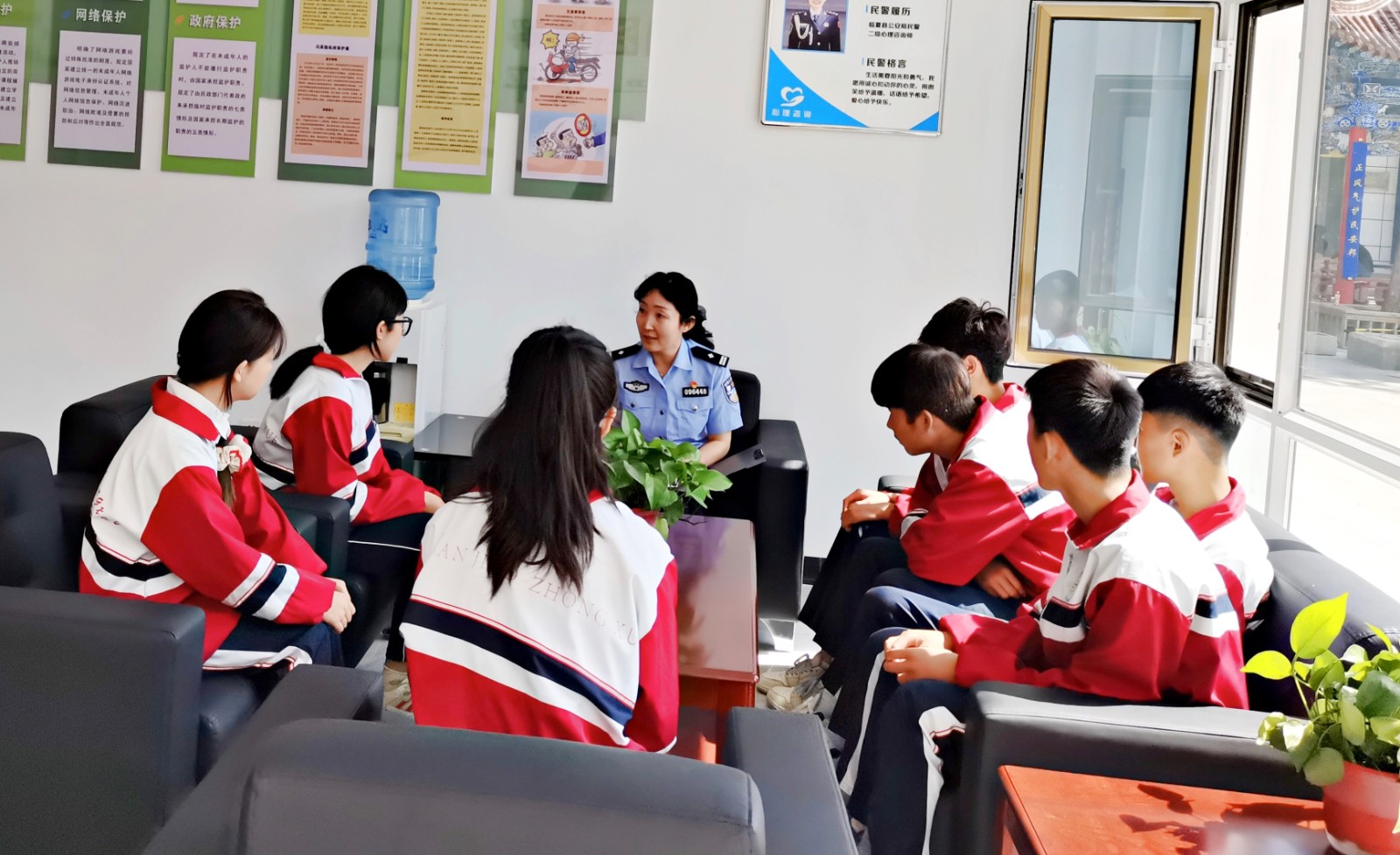 (WAQEY,配图2)党建引领深耕主防责(42847541)-20250815144107 (WAQEY,配图2)党建引领深耕主防责(42847541)-20250815144107