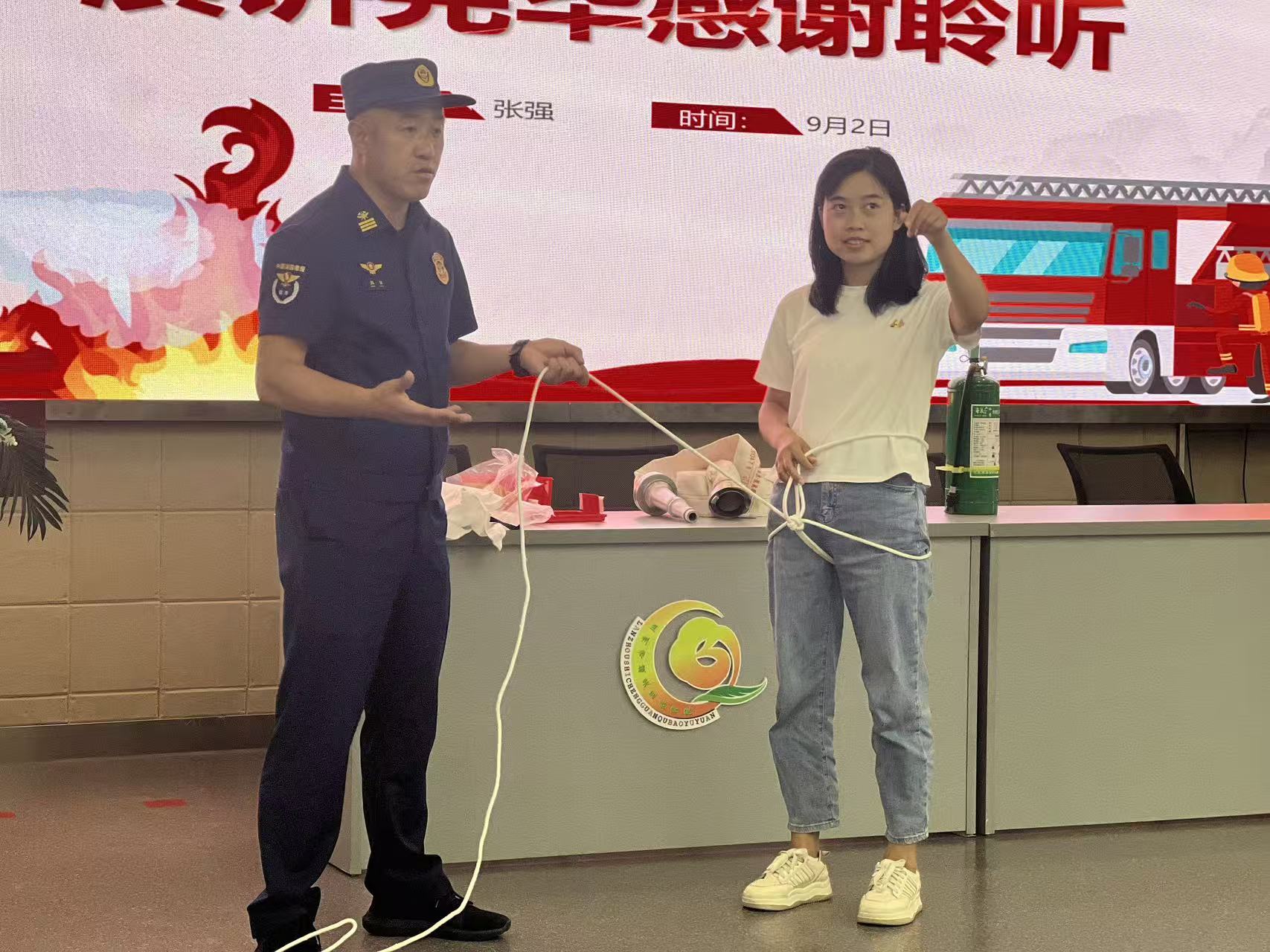 （WAQEY，图片新闻）消防安全进校园(43571639)-20250911152113