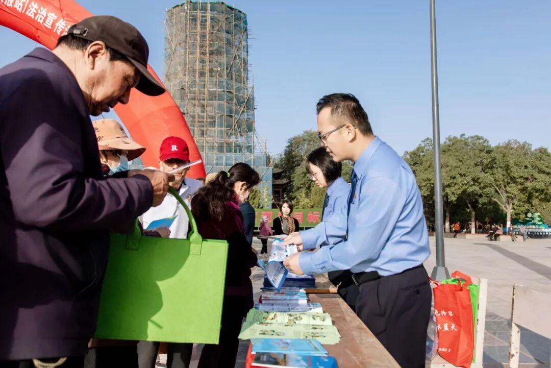 (AQEY配图)甘州检察开展主题普法宣传(43755327)-20250918112310
