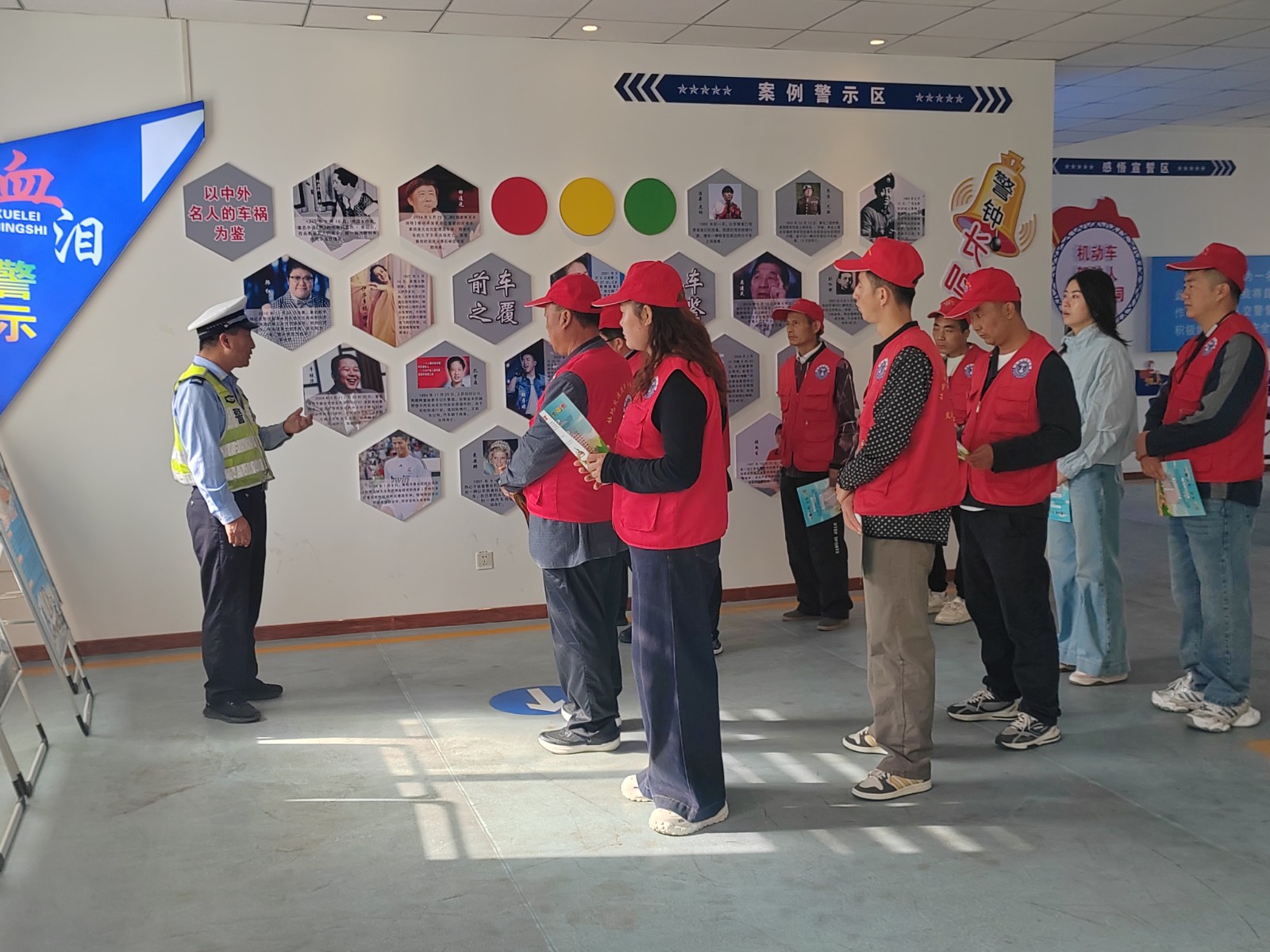 （WAQEY图片新闻）夯实阵地宣传 筑牢(43758747)-20250918153331