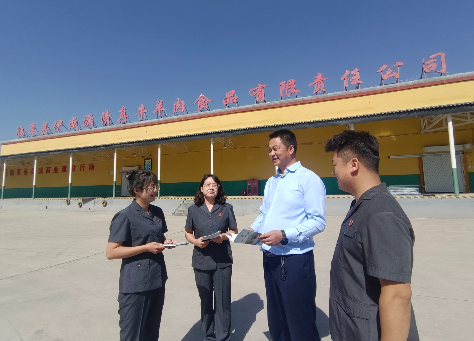 （WAQEＹ图片新闻）“零距离”司法服务(43943768)-20250925144320