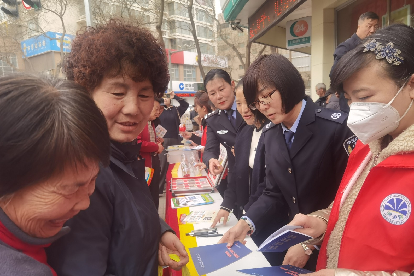 城关区渭源路司法所开展“3·15”法治宣传周活动